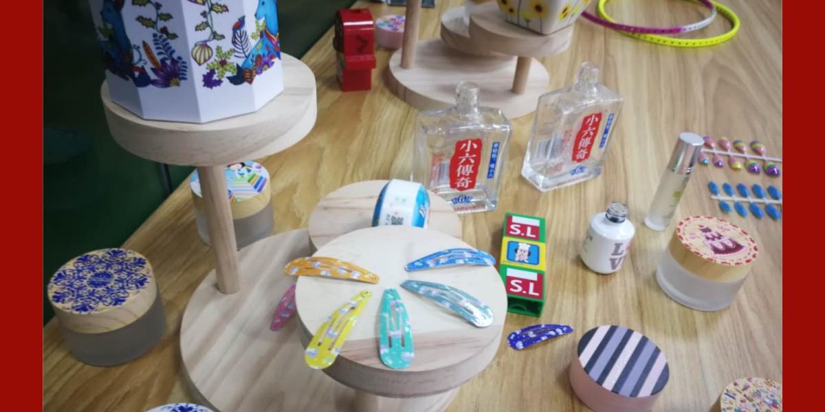 普通噴繪布與黑底噴繪布的區(qū)別_uv噴繪機和普通噴繪機的區(qū)別_uv噴繪機能uv刀刮布嗎