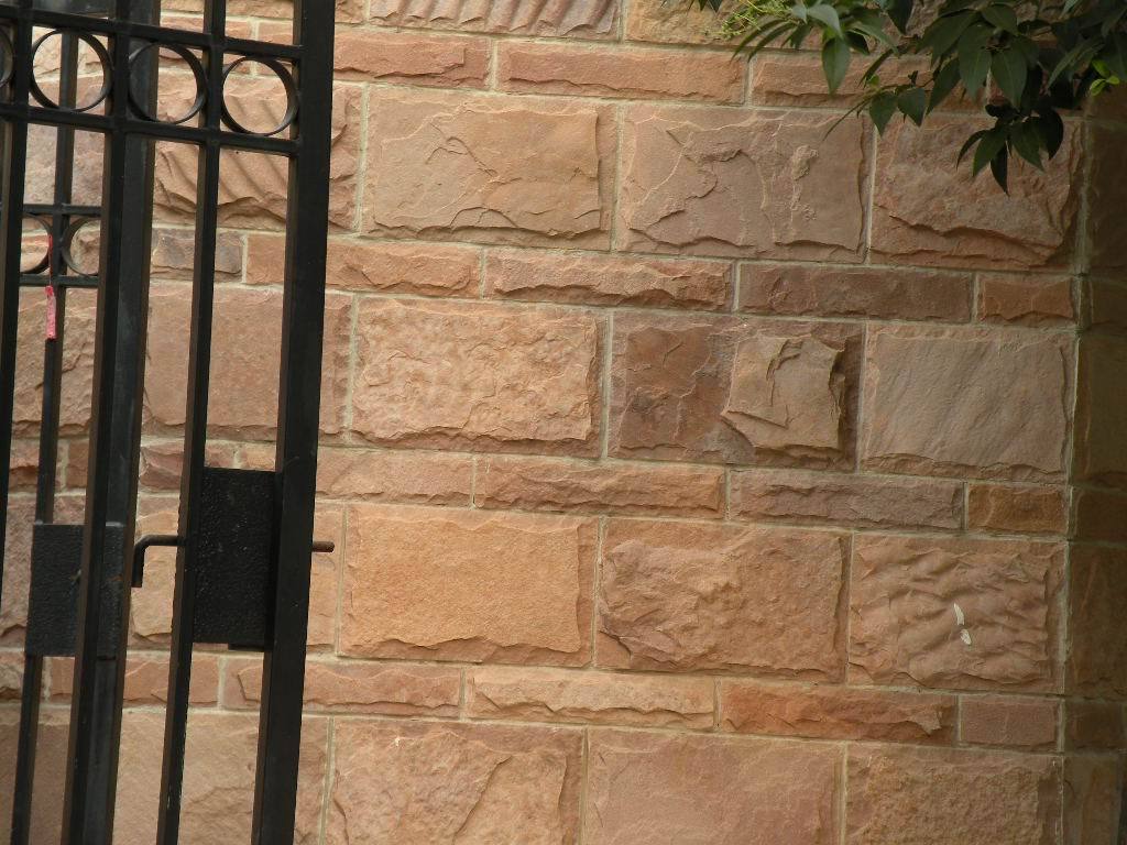 別墅外墻磚廠家現(xiàn)貨供應(yīng)綠石英文化石圖片效果圖