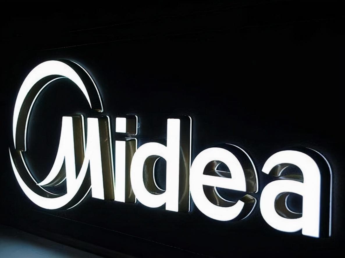 樓體led燈光字材料說(shuō)明_制作led燈箱需要什么材料_led發(fā)光字制作材料有哪些