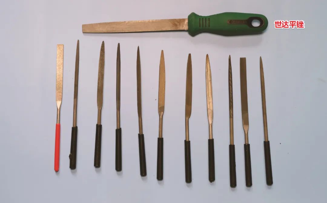 電工開槽工具_(dá)墻上開槽用什么工具_(dá)亞克力開槽用什么工具