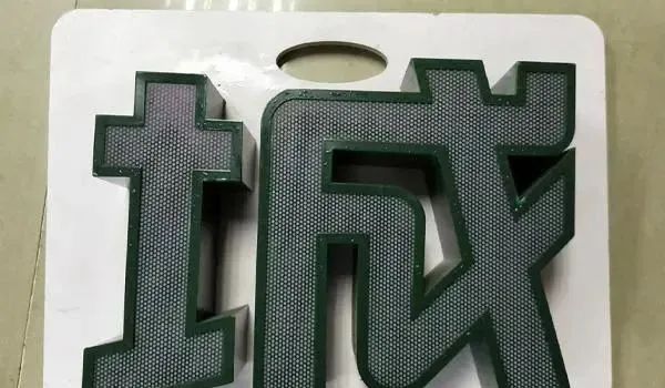 亞克力水晶字價(jià)格_玫瑰金h8亞克力3厘米水晶字價(jià)格_亞克力字和水晶字