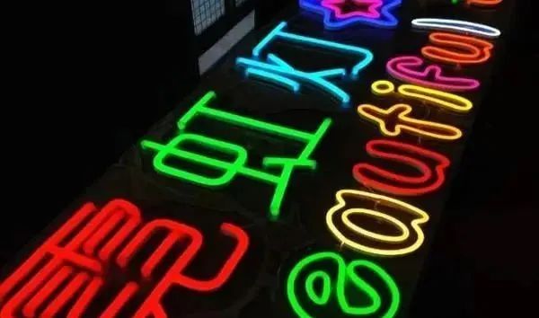 亞克力水晶字價(jià)格_亞克力字和水晶字_玫瑰金h8亞克力3厘米水晶字價(jià)格