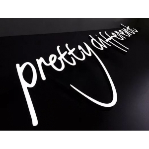 亞克力發(fā)光字和樹(shù)脂發(fā)光字哪個(gè)好_亞克力發(fā)光字是什么材質(zhì)